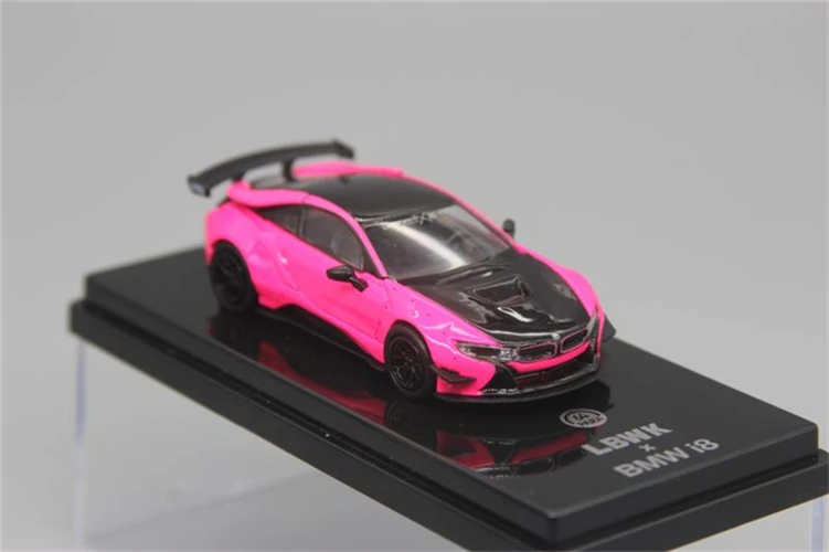 Пара 1:64 LBWK LB работает x YZone i8 ярко-розовый с черной капотом литая модель автомобиля