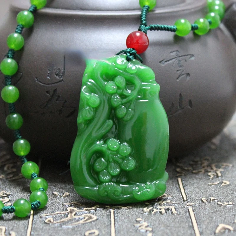 

Hot Selling Natural Hetian Jade Crane Pendant Charm Jewellery Women's Hand-Carved Necklace for Women Men Fashion Accessories