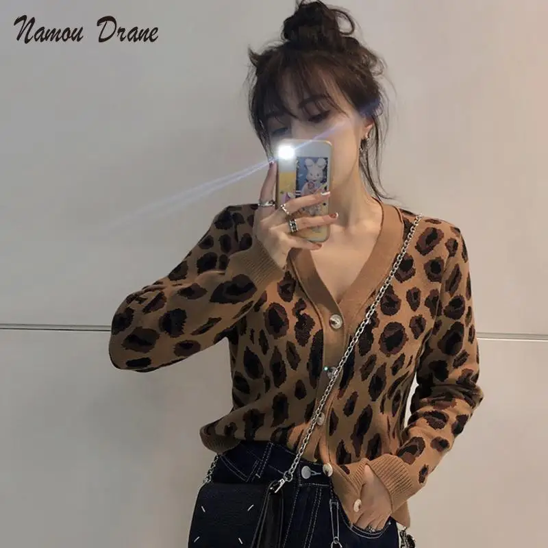 

Женский вязаный кардиган с леопардовым принтом, с V-образным вырезом