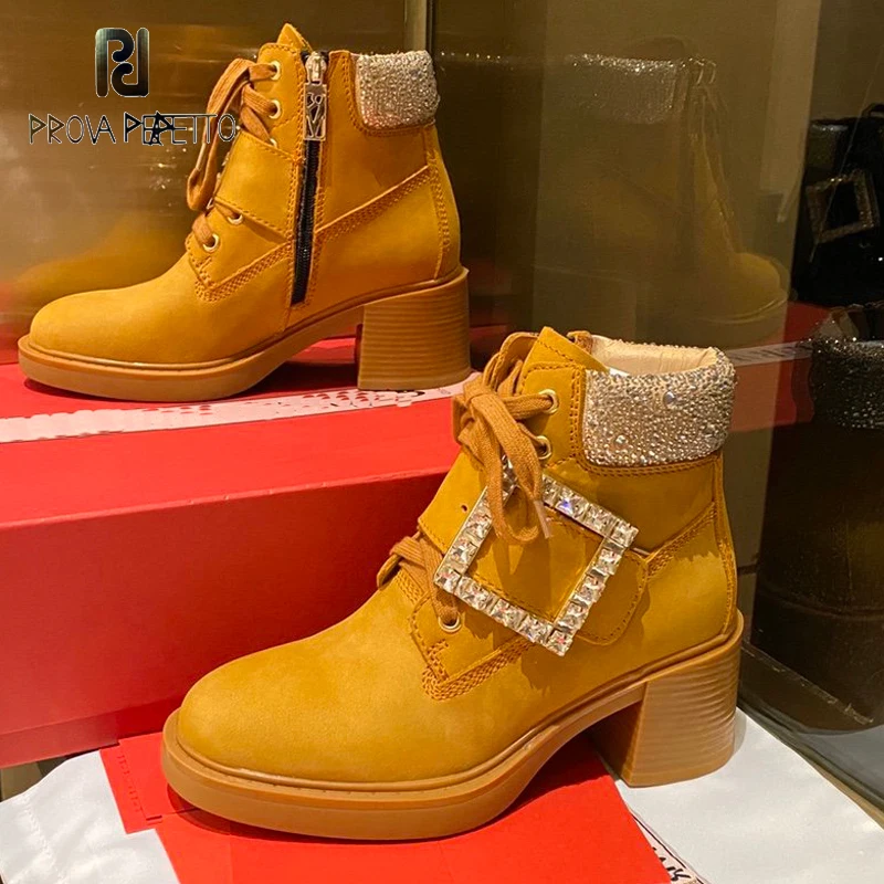 

Осенне-зимние новые ботинки Martin с квадратными стразами из натуральной кожи на среднем каблуке Модные ботильоны с круглым носком черные жел...