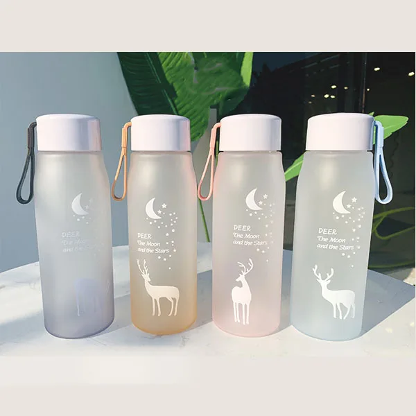 560ml Water Bottle Leak Proof for Girl Biking Travel Portable Water Bottles Plastic milk bottle insulated water bottle - Цвет: Random
