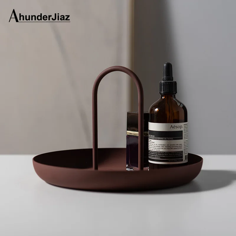 Декоративный поднос для хранения ювелирных изделий в скандинавском стиле