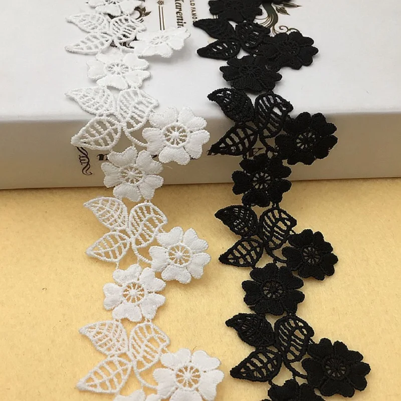

5.5cm Wide Black And White Water-soluble Hollow Embroidery Milk Silk Lace Accessories Skirt Fabric