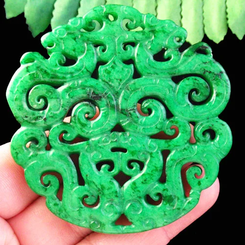 

Carved Green Chinese Old Jade Dragon Pendant Bead 67x6mm SK60041
