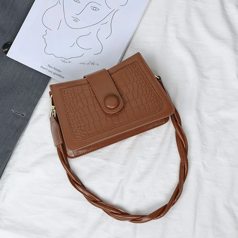 

New Bags 2020 new trendy leather handbags fashion messenger bag women's all-match armpit bag single shoulder small square bag