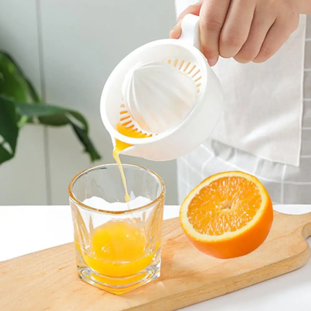 

40%HOTMini Portable Manual Fruit Squeezer Lemon Juicier Household Kitchen Gadget Tool