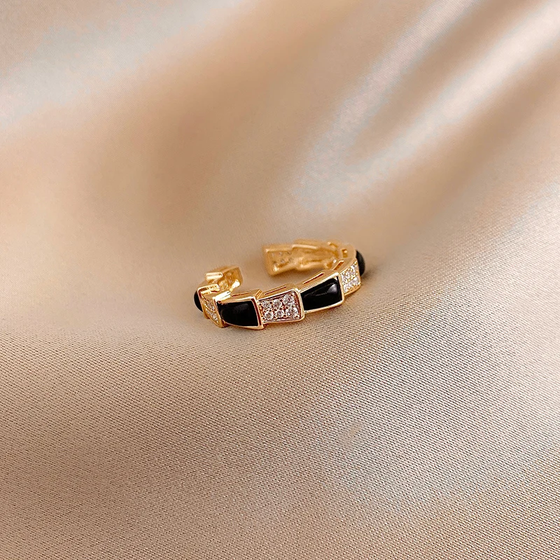 

Party luxury opal color opening ring jewelry on women's fingers sexy wedding party accessories girl's fashion unusual Rings