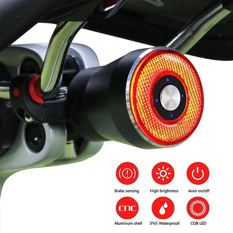 Фонарь задсветильник велосипедный со светодиодной подсветкой и датчиком