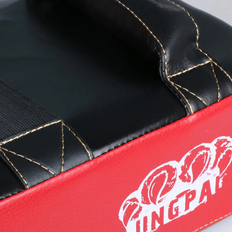 ММА Муай Тай и тхэквондо пробивая пусковая площадка кикбоксинг спарринг тайская