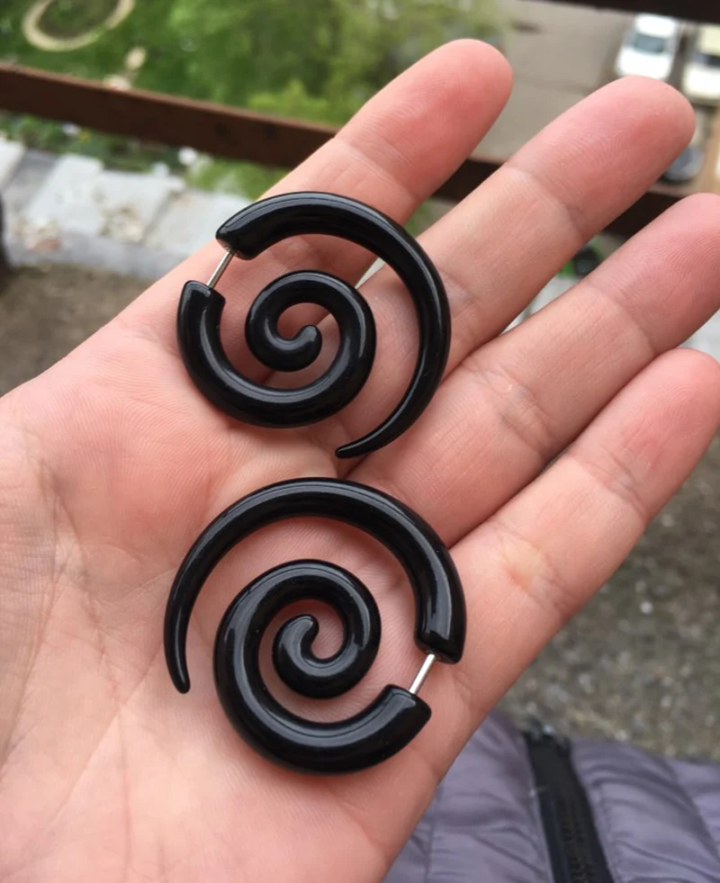 2pcs Acrylic Fake Plugs Tunnel Faux Ear Taper Gauges Swirl Wing Stud Earrings Cheater Stretcher Expander Piercing Body Jewelry images - 6