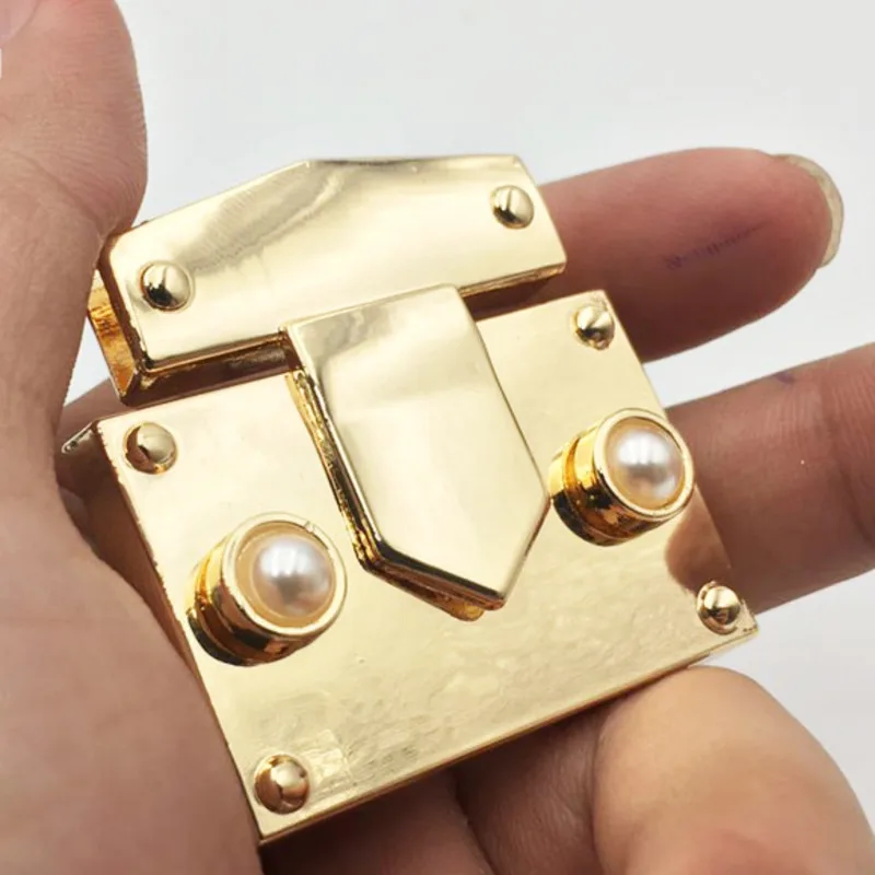 

10 Pcs DIY Hand Woven Bag Material Bag Cloth Strip Bag Wool Bag Hardware Bag Accessories Lock Pearl Mechanism Lock Parts