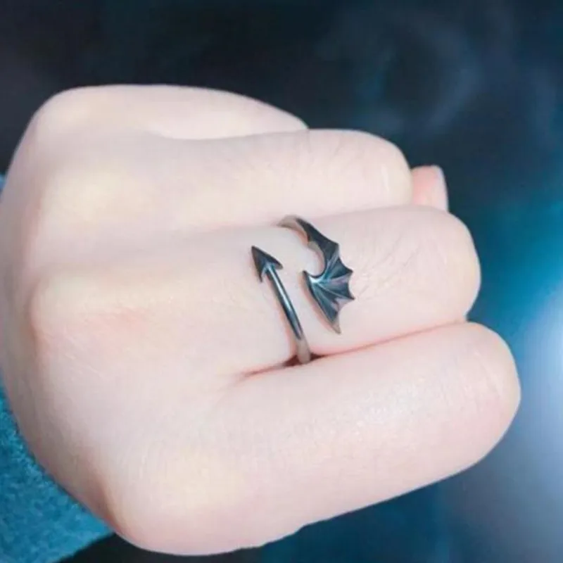 

Punk Style Titanium Brass Koakuma Little Devil Dragon Gothic Evil Vampire Rings Open Ring Halloween Party Jewelry Gift