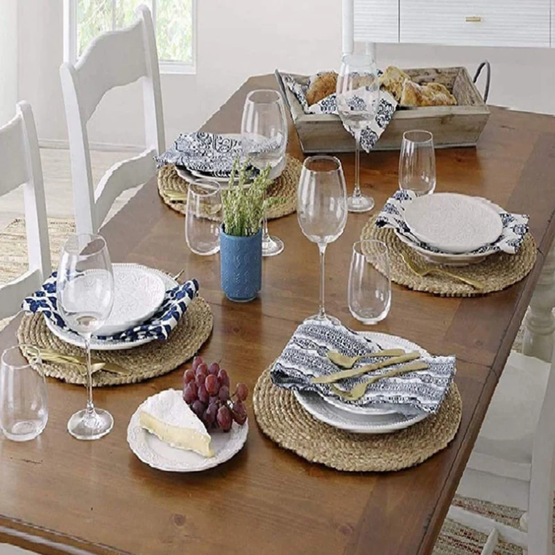 

4PCS Kitchen Table Mat Round Placemat Coasters Natural Straw Placemats Cup Coaster Kitchen Accessories Home Decoration