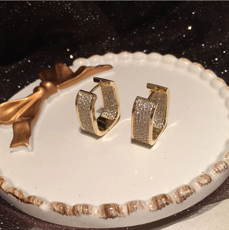 

Women Geometric square earrings metal ins simple flashing ear buckle earrings