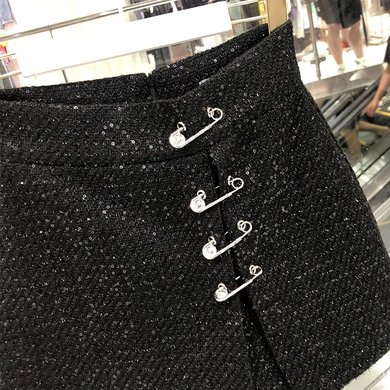 

Women Autumn New OL Elegant Tweed Shorts 2021 Fashion Sequins Skirts Shorts Street Designer Ladies Casual Black Shorts S-L