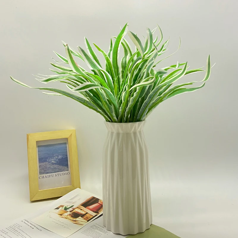 

Artificial Green Chlorophytum, Orchid, Leaf Grass, Flower, Potted Family Garden Decoration