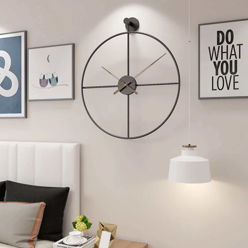 

New Nordic Minimalist Living Room Metal Spanish Style Wall Clock Creative Clock Fashion Wrought Iron Clock