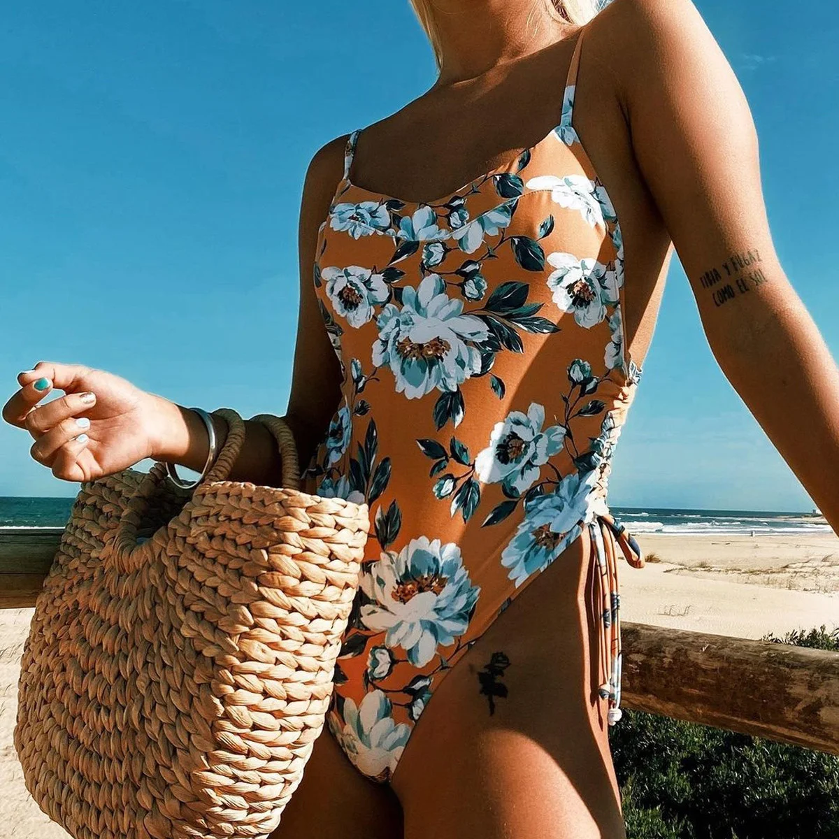 

Bandage 2021 Sexy Women One-Piece Swimsuit Swimwear Female Floral Brazilian Bather Bathing Suits Bodysuit Backless Monokini
