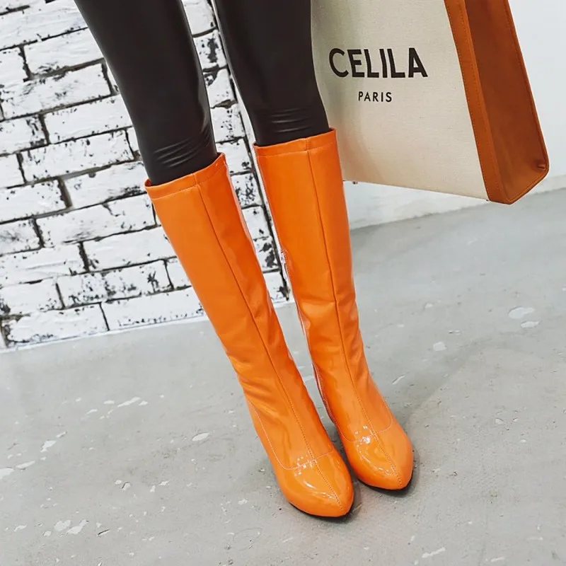 Привлекательная вечерняя обувь женские сапоги до колена модельные на высоком