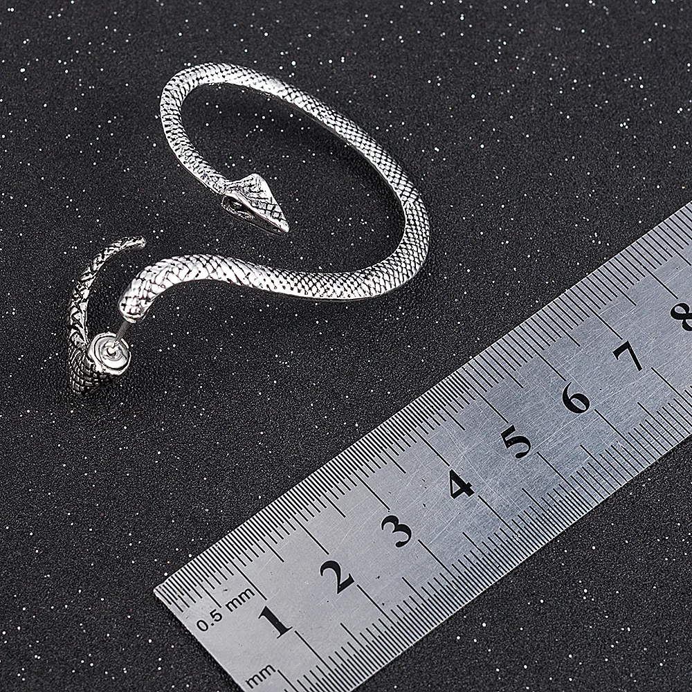 

New Fashion Punk Style Twining Snake Shape Earrings Stud Cuff Earrings For Women Style Jewelry