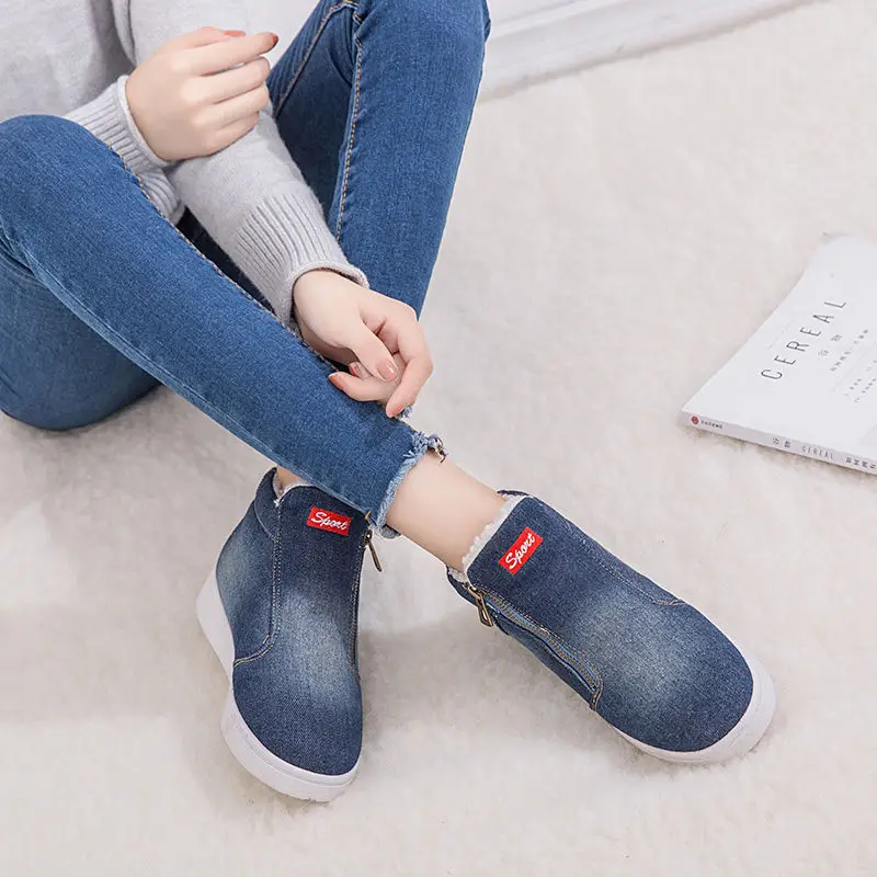 Кроссовки женские из денима повседневная обувь топ сайдеры джинсовые лоферы