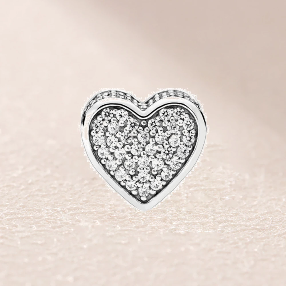 

796084CZ LOVE CHARM