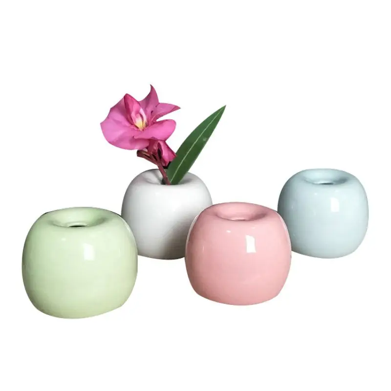 

Car Ceramic Jewelry Apple Aromatherapy Bottle Ceramic Vase Flower Arrangement Crafts Nordic Simple Home Decoration Wholesale