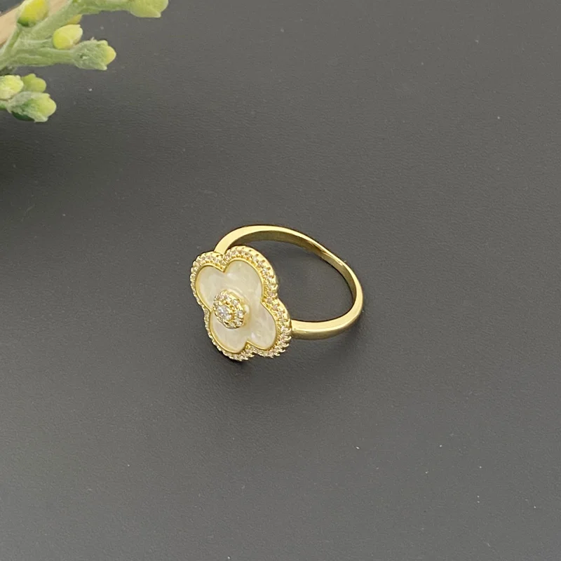 

Vanifi Fashion Jewelry Set Classic Clover Shell Zirconia Necklace with Earring Bracelet and Ring for Woman Wedding Party Gift