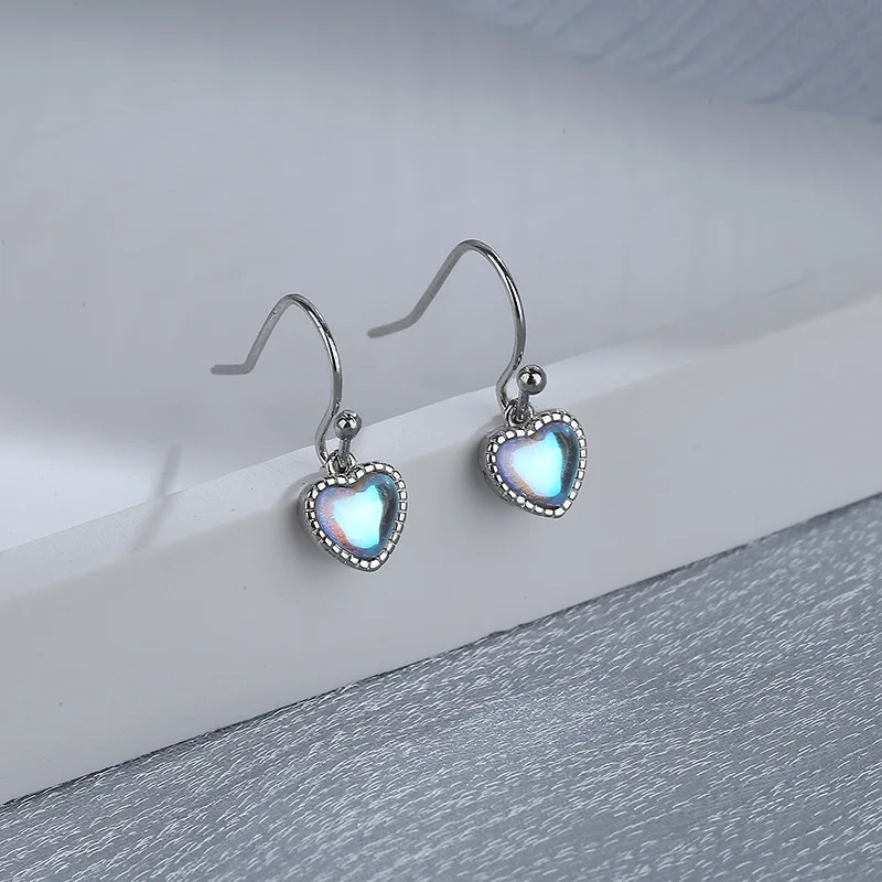 

925 Sterling Silver Simple Heart Piercing Stud Earring For Women Girls Wedding Birthday Jewelry Gift Pendientes eh829