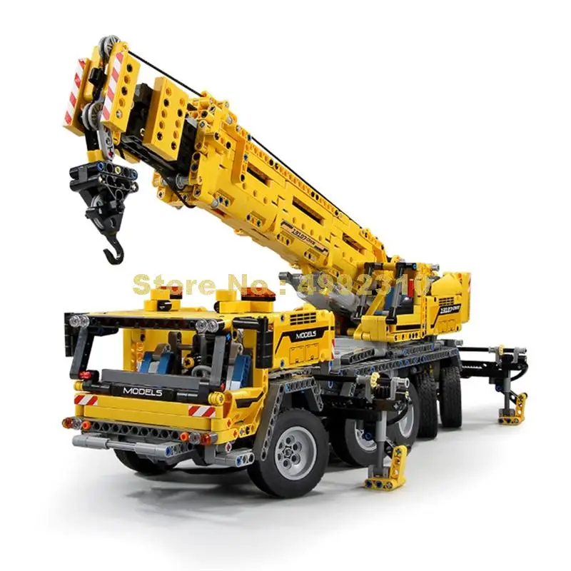 13107 2590pcs technic app управление мотором мобильный кран mk ii автомобиль строительные блоки 42009 Кирпичи Игрушка