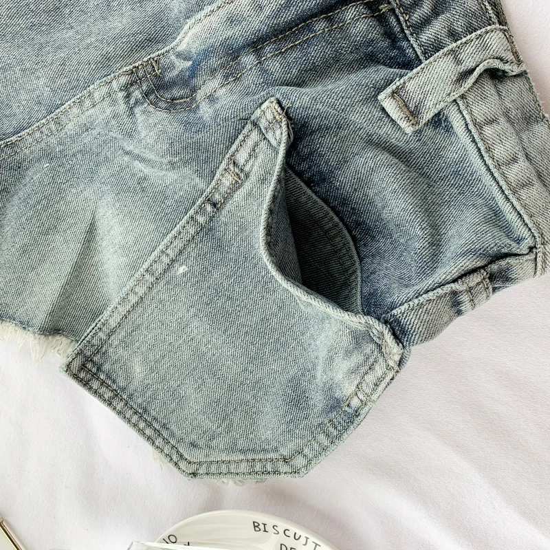 

FTLZZ New Spring Summer Vintage Women High Waist Blue Denim Shorts Casual Female Wide Leg Big Pocket Black Jeans Shorts