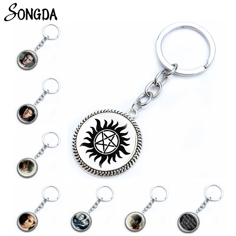 

Round Supernatural Winchester Brother Devil Pentagram Keychains Supernatural TV Cartoon Pattern Keyrings Glass Vintage Jewelry