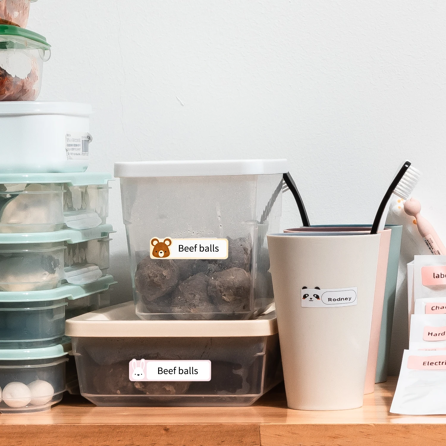 

Aibecy Colorful Label Paper Self-Adhesive Thermal Paper Roll 14*50mm 130sheets/roll Compatible with Phomemo D30 Thermal Printer