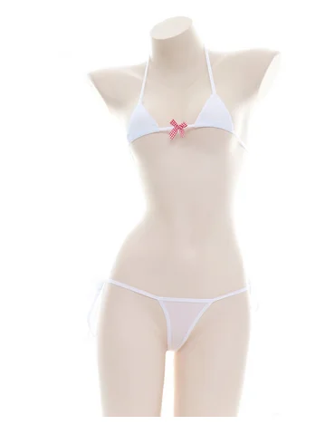 Комплект женского нижнего белья из бюстгальтера и трусиков с бантиком| |