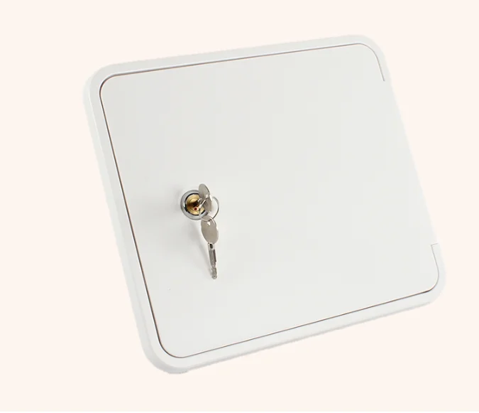 Белый запираемый караван-Люк для кемпера DREAMRV