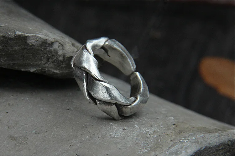 

S925 sterling silver rings for men and women Thai silver Handmade retro woven ring female domineering 925 silver rings