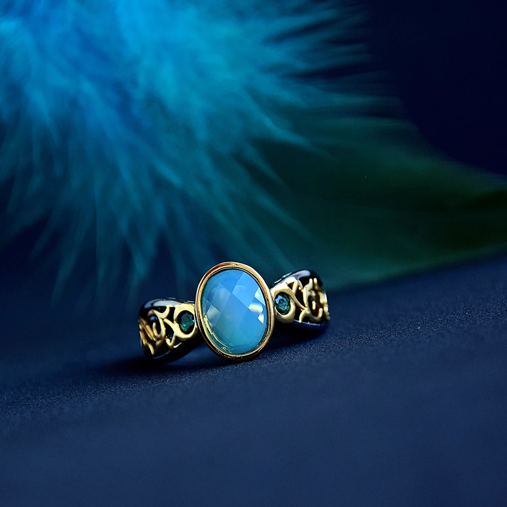 Кольцо с золотым узором классические кольца овальным камнем зеленого цвета