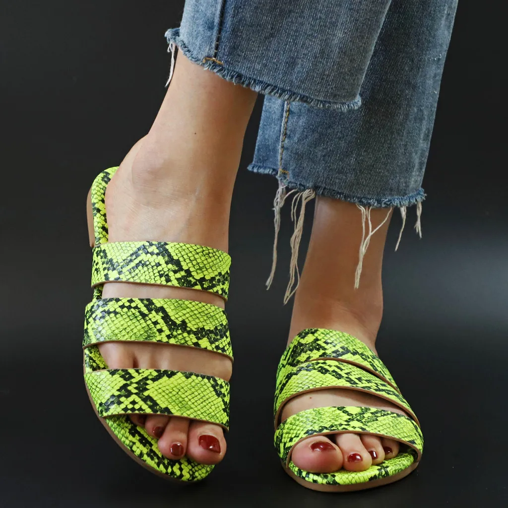 SAGACE/женские пляжные шлепанцы Сезон лето Модная женская домашняя обувь со змеиным