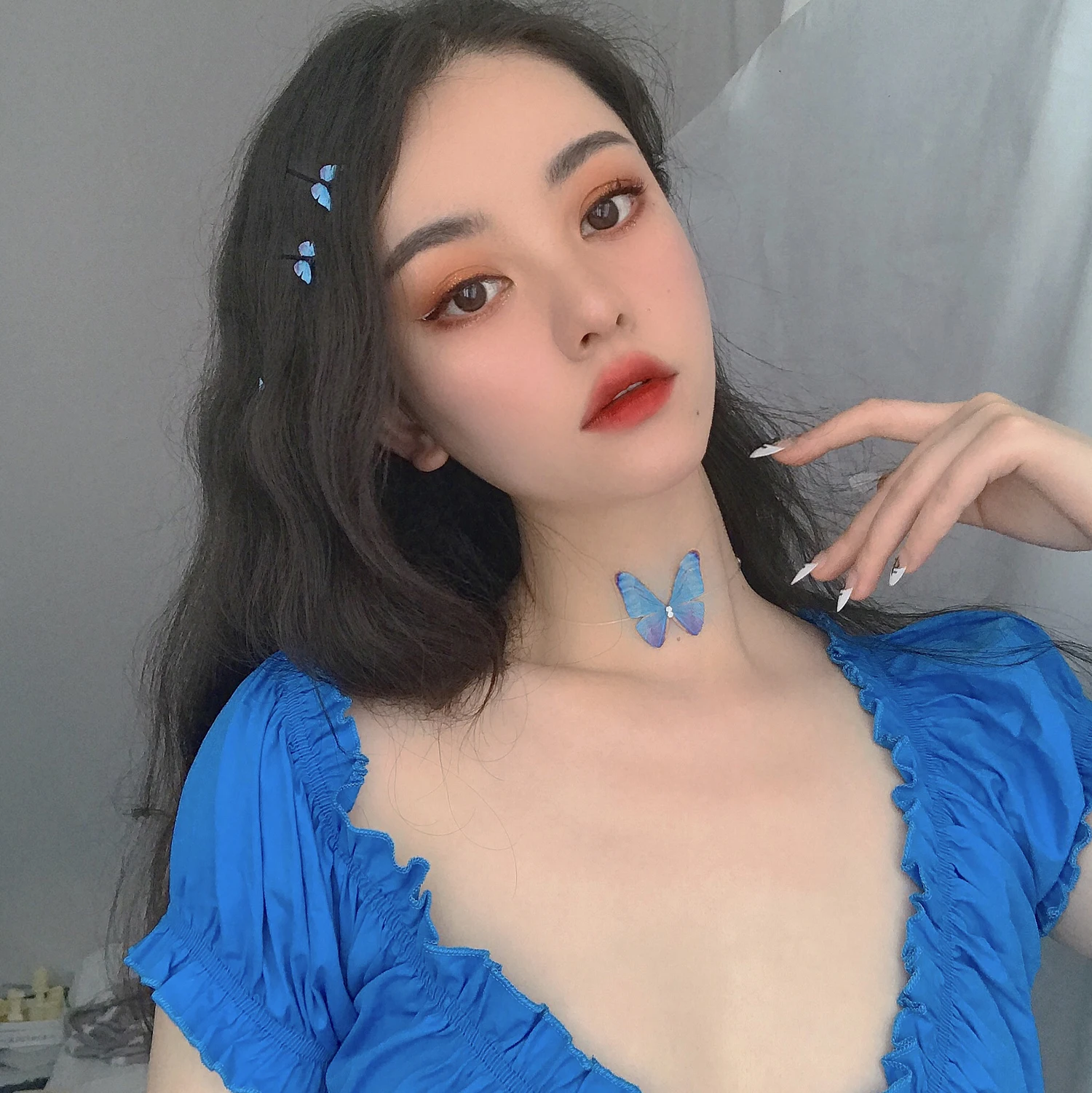 Чокер HUANZHI прозрачный для женщин и девушек модное ожерелье из муслина с бабочкой