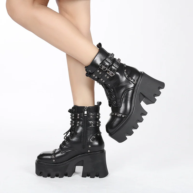

High Quality Leather Gothic Black Boots Women Heel Sexy Buckle Chunky Heel Platform Boots Female Punk Style Ankle Boots Zipper
