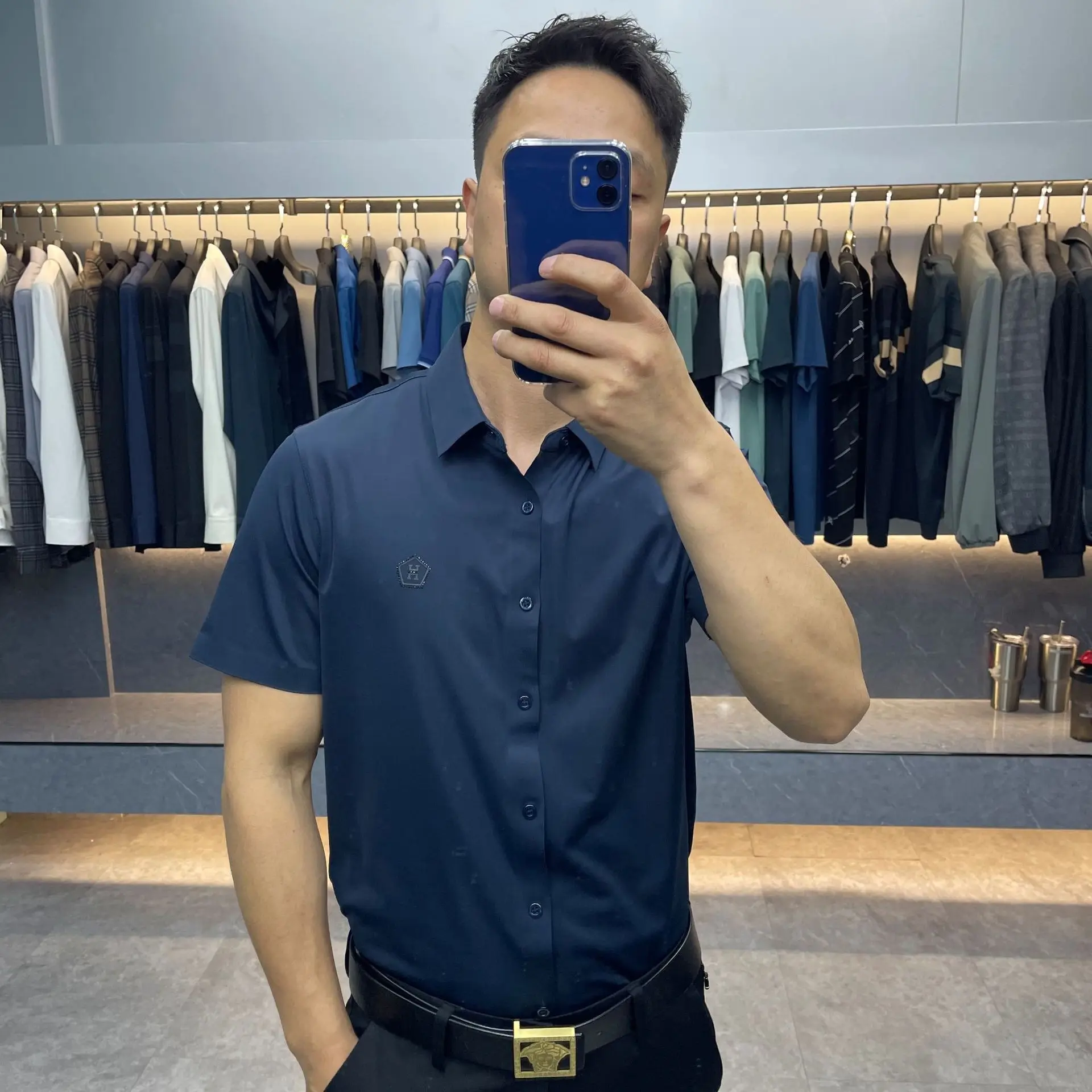 

New men's silk short sleeve shirt 8112