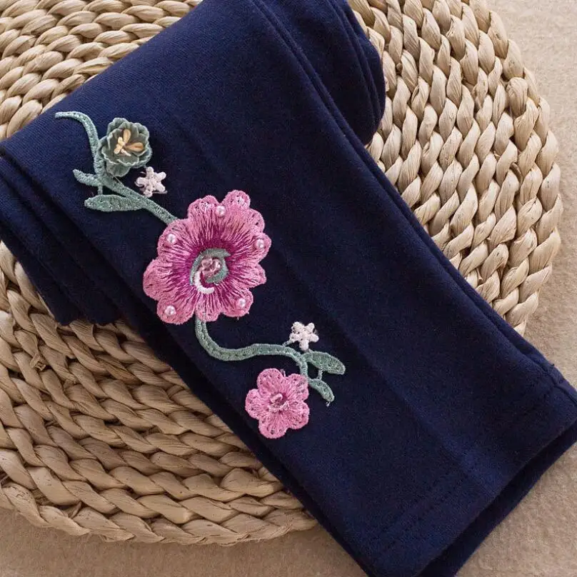 design 1 navy blue От 2 до 12 лет Весна-осень школьные леггинсы для девочек; детские брюки; брюки для детей с эластичной резинкой хлопковое кружево, цветок, леггинсы, штаны для девочек - Цвет: design 1 navy blue
