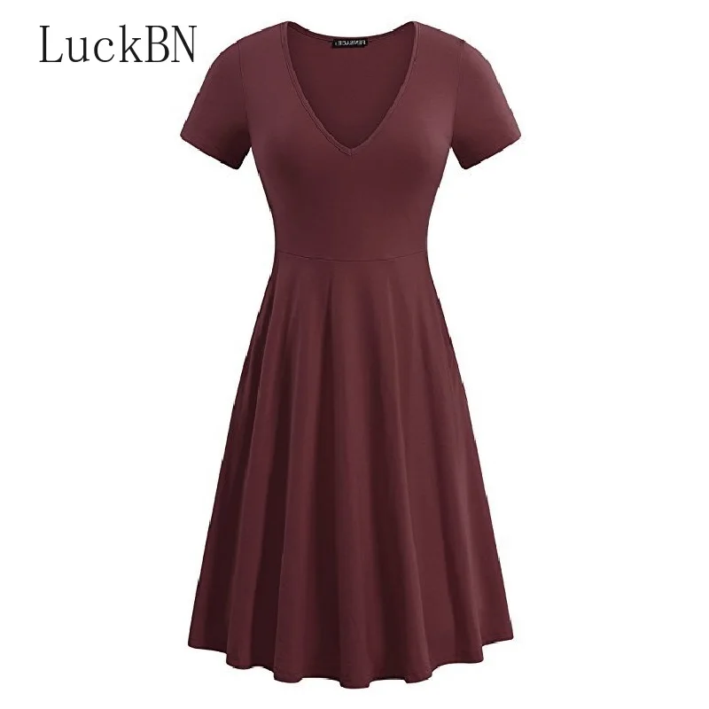 

Женское платье с V-образным вырезом, коротким рукавом и завышенной талией