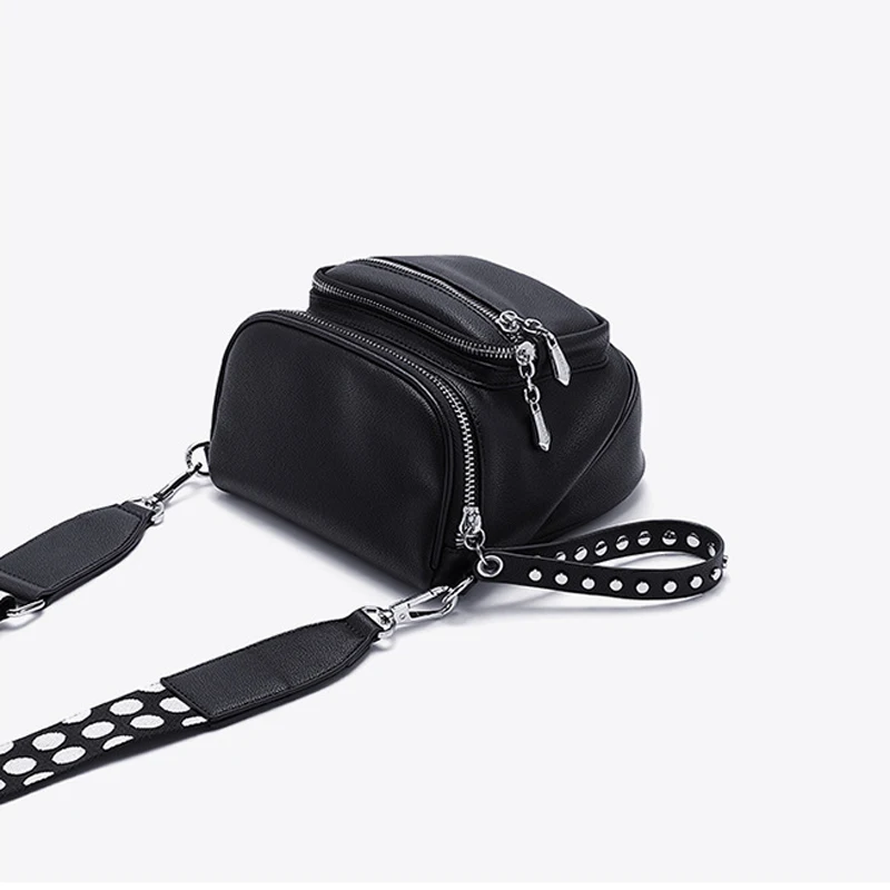 

New Personality Chest Bag Female Fashion Trend New Waist Bag Physical Female Bag Solid Color Shoulder Bag
