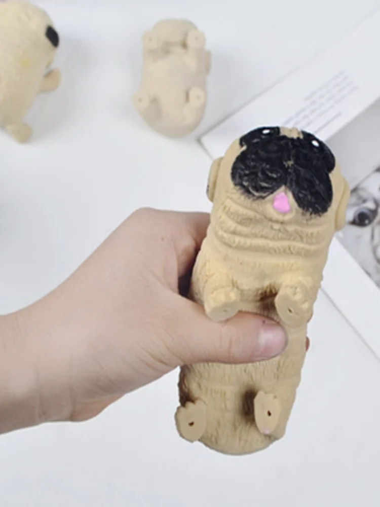 

Creative Labrador and Pug decompression toy kneading and patting Dog Labrador pig elastic stretch deformation vent bun
