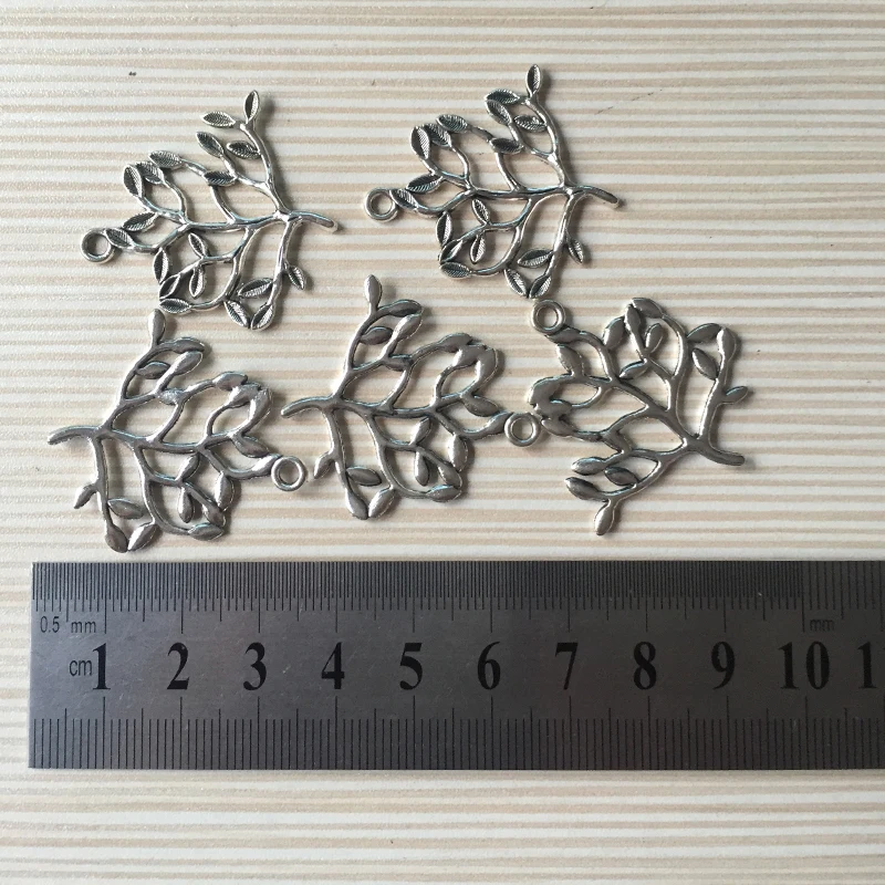 

22 Pcs/lot 34x32mm Tree Charms for Jewelry Making Antique Silver Plated Pendant for DIY Necklaces Bracelets Earrings A075