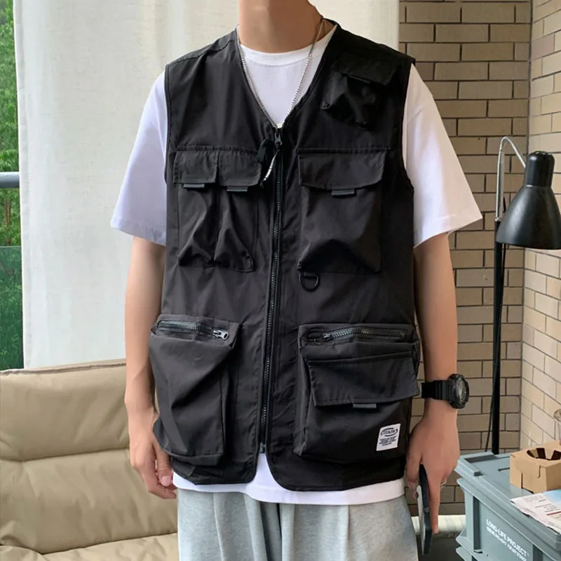 

Spring Summer Black Green Men Vest With Pockets Fashion High Street Sleeveless Jackets Casual Loose Zipper Coats Waistcoat