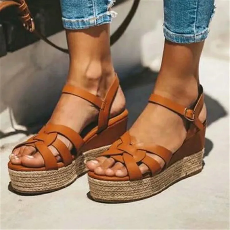 

Large size hollow womens sandals style casual breathable with women sandals fashion platform slippers women's slides loafers