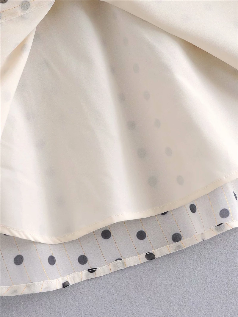 

Sweet Women Polka Dot Print Shirts 2020 Fashion Ladies Chiffon Bow Collar Tops Elegant Female Streetwear Loose Blouse Chic Girl