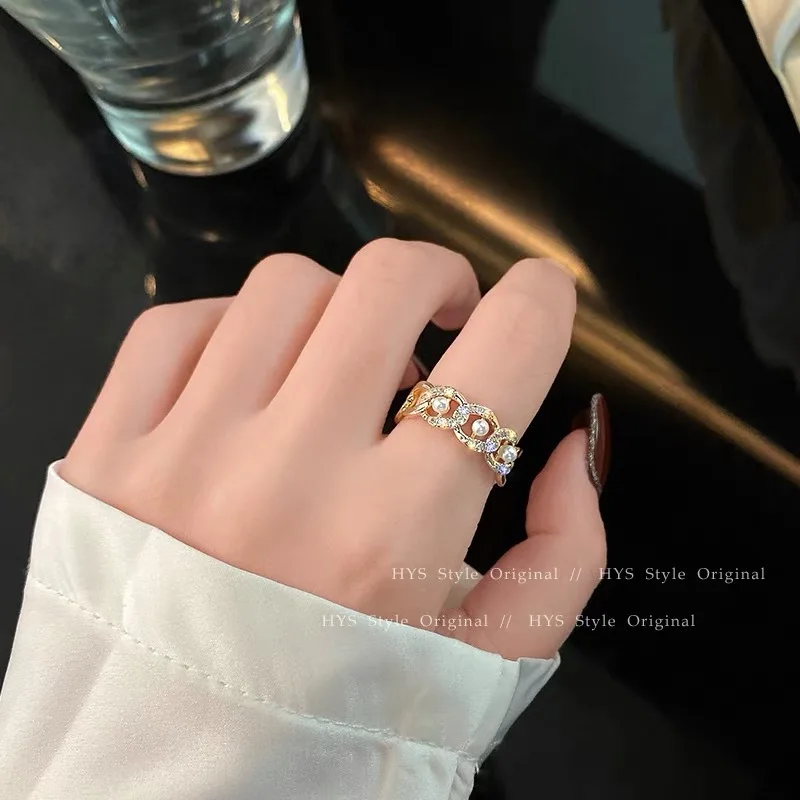 

Korean Fashion Inlaid Pearl Zircon Light Gold Ring Female Personality Open Ring Ins Cold Wind Wedding Party Holiday Jewelry Gift